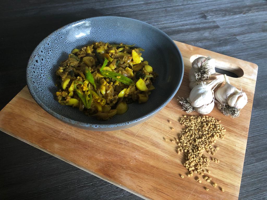 Garlic and Fenugreek Curry